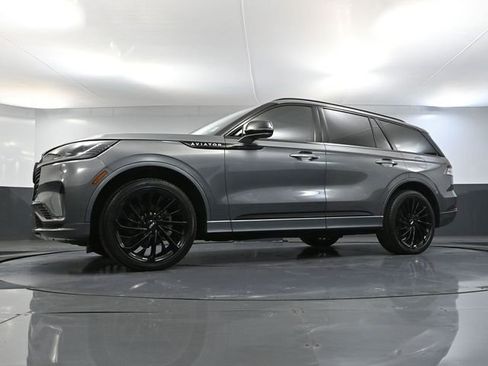 Used 2025 Lincoln Aviator Reserve w/ Jet Appearance Package image 63