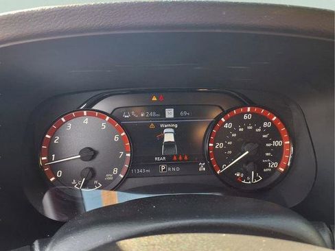 Used 2023 Nissan Frontier PRO-4X w/ Pro Convenience Package AWD/4WD image 25