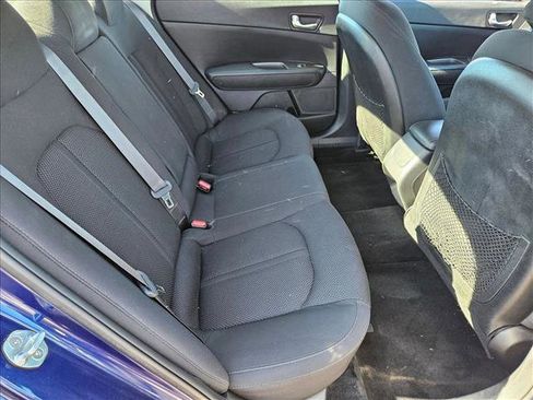 Used 2019 Kia Optima LX image 17