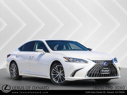 Used 2022 Lexus ES 300h w/ Premium Package