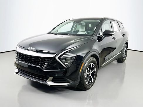 Used 2025 Kia Sportage EX FWD image 3