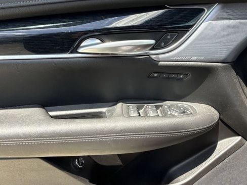 Used 2024 Cadillac XT5 Premium Luxury FWD image 29