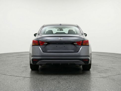 Used 2025 Nissan Altima 2.5 SV image 7
