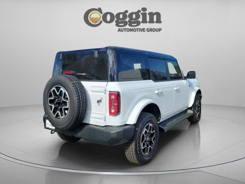 New 2025 Ford Bronco Outer Banks image 4