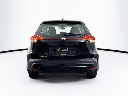 Used 2024 Nissan Kicks S FWD image 7