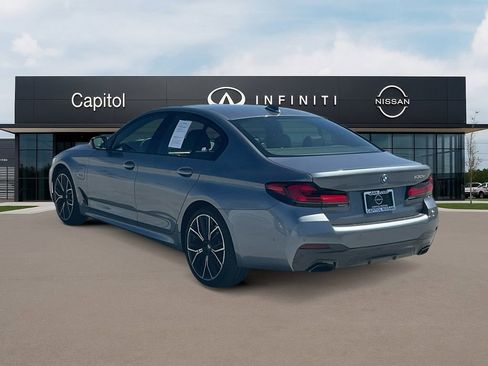 Used 2022 BMW 530e w/ M Sport Package image 7