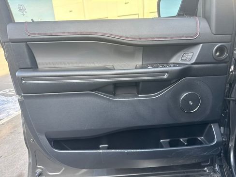 Used 2021 Ford Expedition Limited image 17