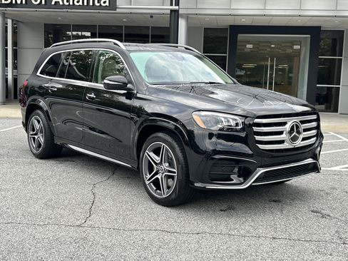 Certified 2025 Mercedes-Benz GLS 450 4MATIC image 4