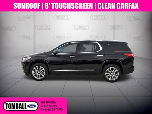 Used 2021 Chevrolet Traverse Premier w/ LPO, Blackout Package FWD image 4