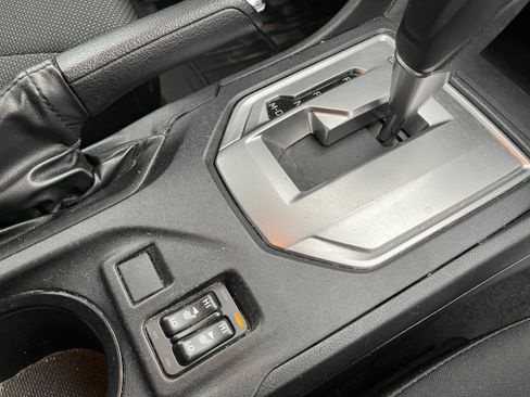 Used 2018 Subaru Impreza 2.0i Premium image 15