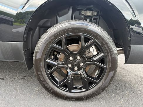 Certified 2025 Ford Maverick XLT w/ XLT Luxury Package AWD/4WD image 10