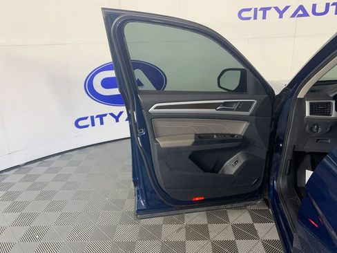 Used 2021 Volkswagen Atlas SE FWD image 13