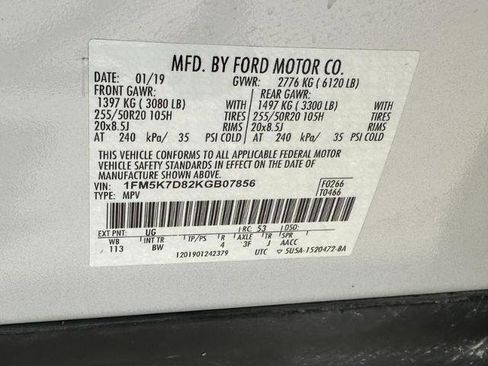 Certified 2019 Ford Explorer XLT w/ Equipment Group 202A FWD image 25