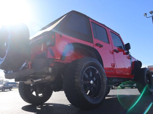 Used 2016 Jeep Wrangler Unlimited Sport w/ Quick Order Package 24S image 18