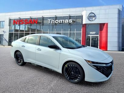 New 2027 Nissan Sentra SR w/ Floor Mat Package