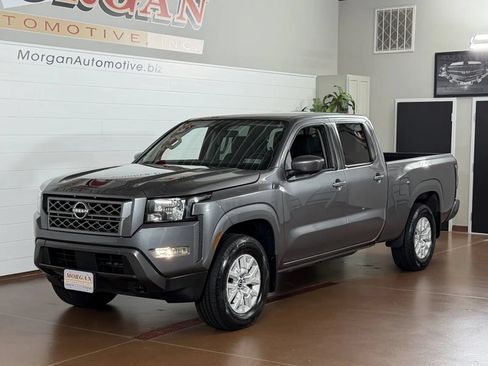 Used 2022 Nissan Frontier SV w/ Technology Package AWD/4WD image 8