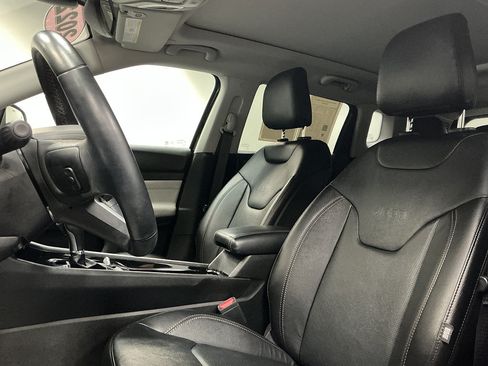 Used 2022 Jeep Compass Limited w/ Elite Group AWD/4WD image 9