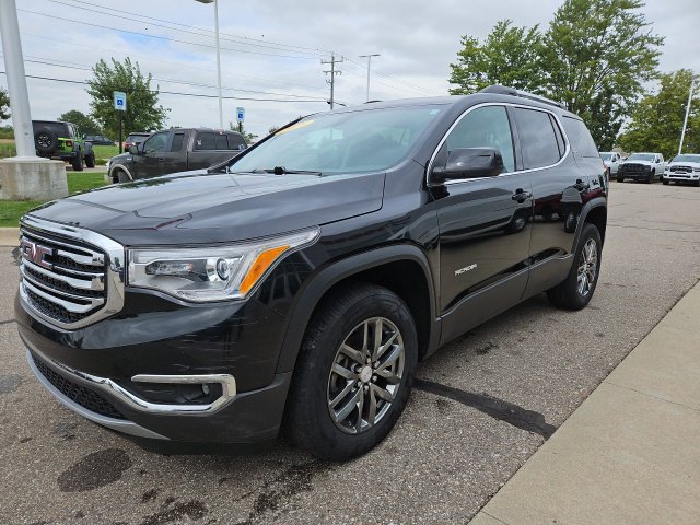Used 2018 GMC Acadia SLT AWD/4WD image 1