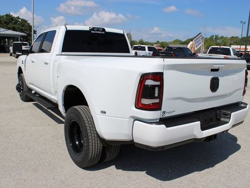 Used 2024 RAM 3500 Big Horn w/ Night Edition AWD/4WD image 8