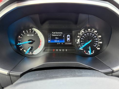 Used 2017 Ford Edge SEL image 43