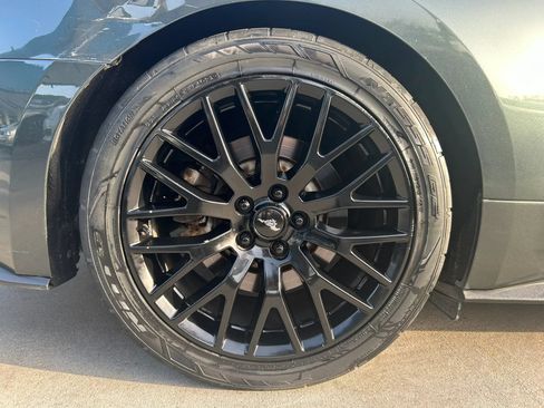 Used 2015 Ford Mustang GT Premium RWD image 27