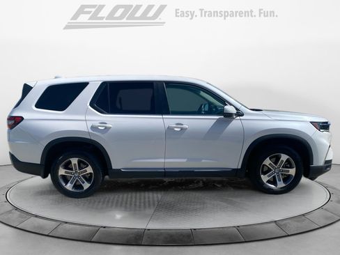 Certified 2025 Honda Pilot EX-L image 10