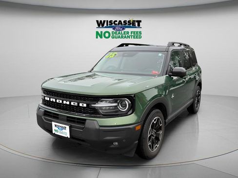 Certified 2025 Ford Bronco Sport Outer Banks w/ Outer Banks Tech Package+ AWD/4WD image 18