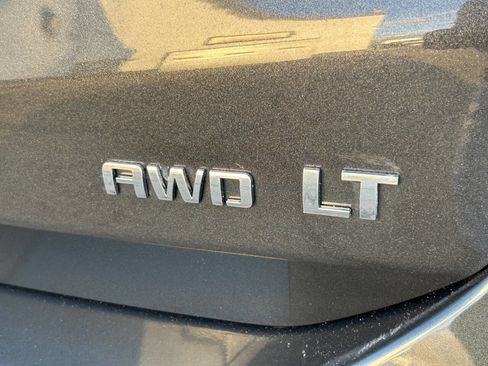 Used 2018 Chevrolet Equinox LT image 15