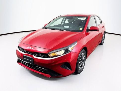 Certified 2023 Kia Forte LXS image 1
