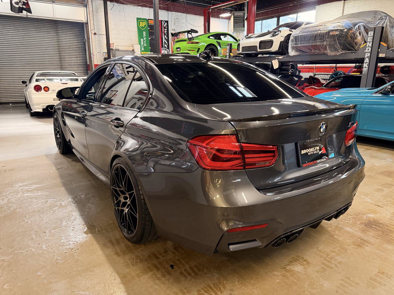 Used 2018 BMW M3 RWD image 8