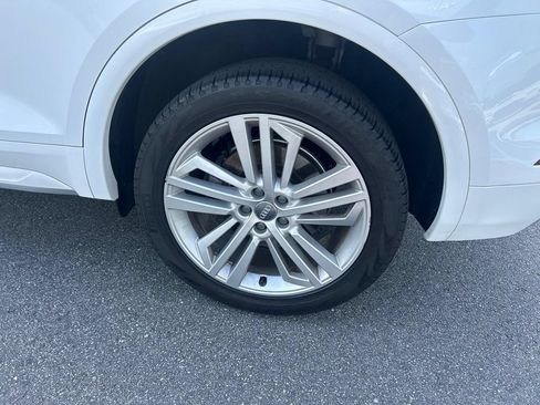 Used 2018 Audi Q5 Prestige w/ Prestige Package AWD/4WD image 6