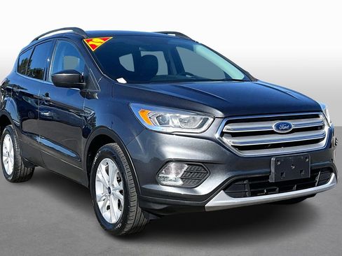 Used 2019 Ford Escape SEL image 10