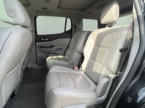 Used 2017 GMC Acadia SLT image 11