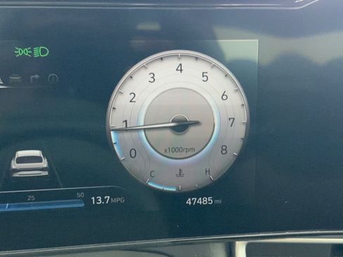 Used 2025 Hyundai Elantra SEL FWD image 26