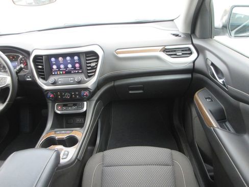 Used 2023 GMC Acadia SLE w/ Driver Convenience Package image 18