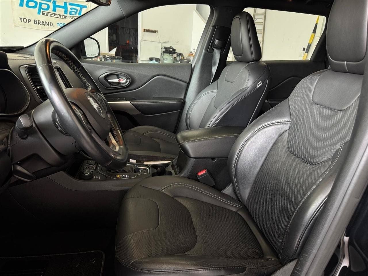 Used 2021 Jeep Cherokee Latitude Lux 80th Anniv w/ Quick Order Package 26U 80TH AWD/4WD image 8