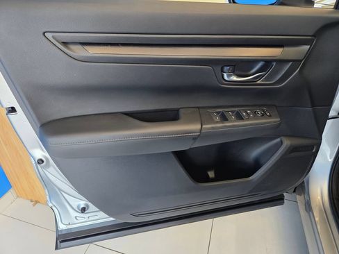 Certified 2025 Honda CR-V LX image 14