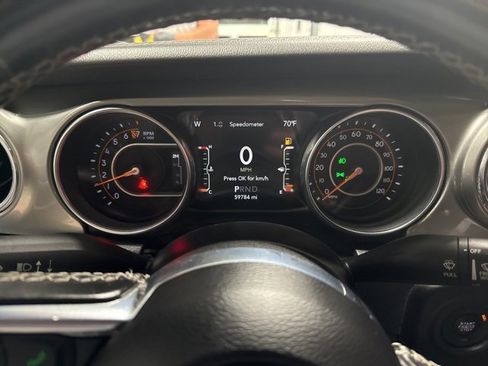 Used 2021 Jeep Gladiator Overland image 7