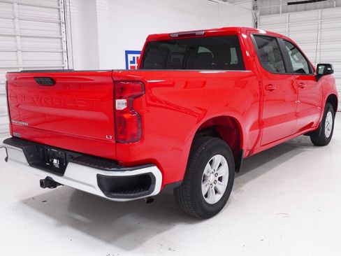 Used 2025 Chevrolet Silverado 1500 LT RWD image 26