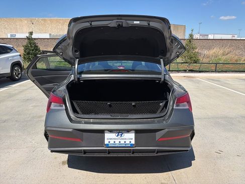 New 2026 Hyundai Elantra Sport FWD image 17