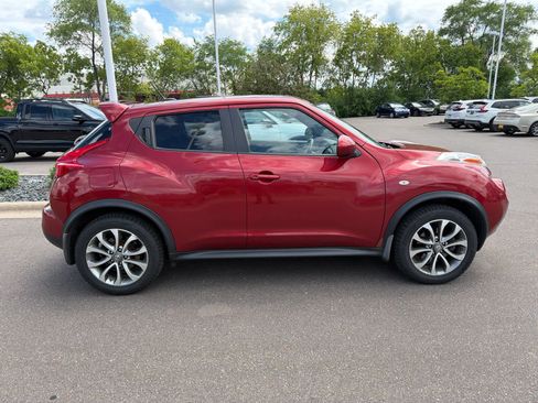 Used 2013 Nissan Juke SL w/ Sport Pkg AWD/4WD image 3