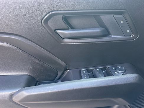 Used 2026 Chevrolet Colorado Trail Boss AWD/4WD image 11