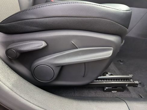 New 2026 Jeep Compass Latitude image 35