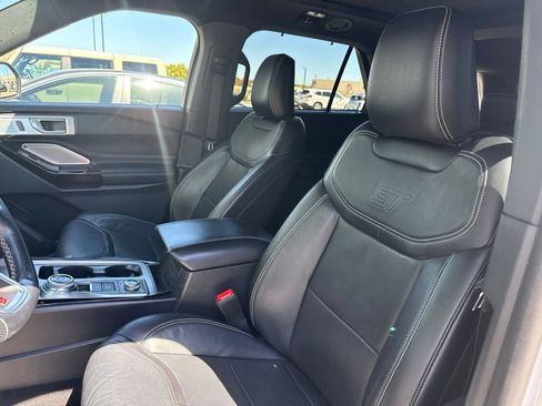Used 2021 Ford Explorer ST w/ Equipment Group 401A AWD/4WD image 6
