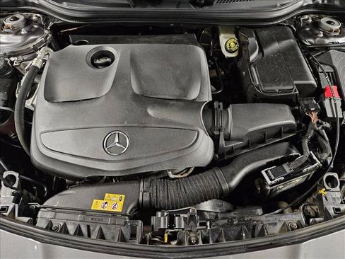 Used 2018 Mercedes-Benz CLA 250 image 22