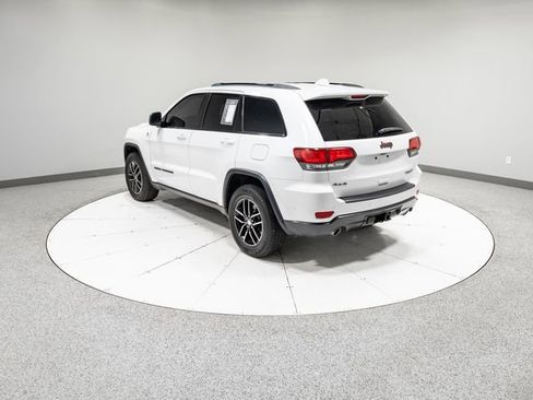 Used 2018 Jeep Grand Cherokee Trailhawk w/ Trailhawk Luxury Group AWD/4WD image 35