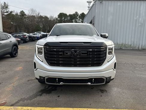 Used 2025 GMC Sierra 1500 Denali Ultimate image 10