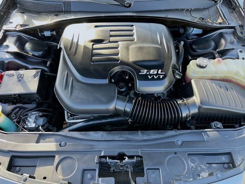 Used 2021 Chrysler 300 S RWD image 29