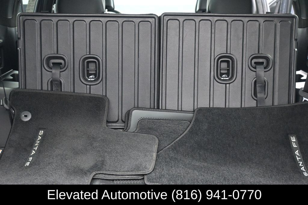 Used 2025 Hyundai Santa Fe Calligraphy AWD/4WD image 13
