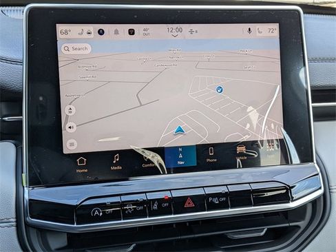 New 2026 Jeep Compass Limited image 27